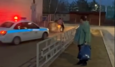 Отчаянный мопедист устроил гонки с сотрудниками ДПС на Бору