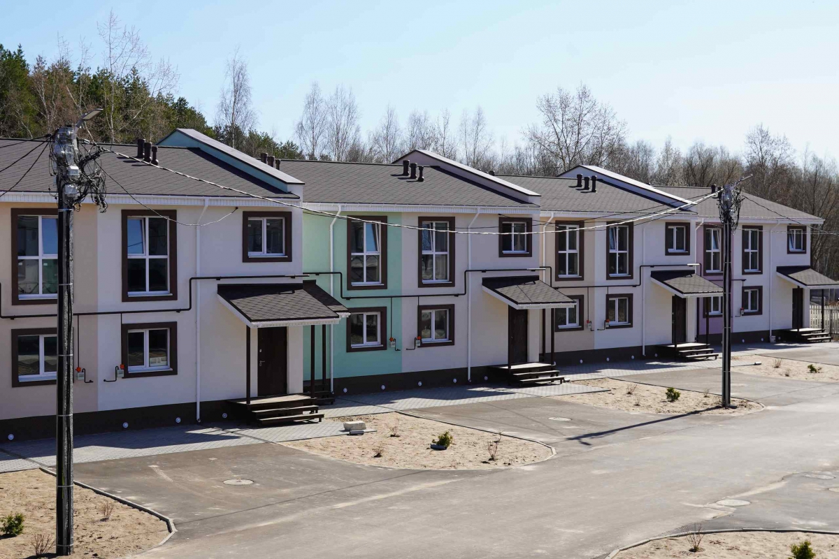 В продаже готовые таунхаусы на Бору