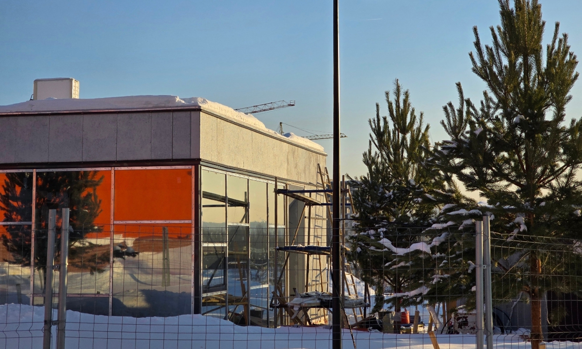 Не прошло на Бору и... два года