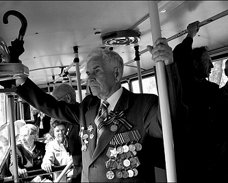 Власти установят бесплатный проезд для участников ВОВ