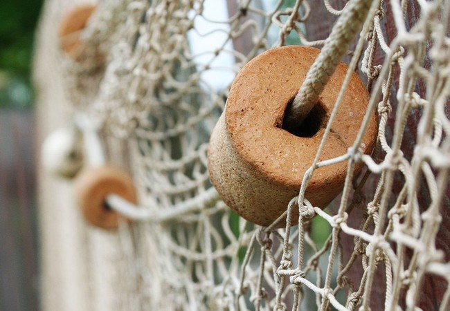 Рыбак-браконьер утонул в Борском районе, запутавшись в собственных сетях