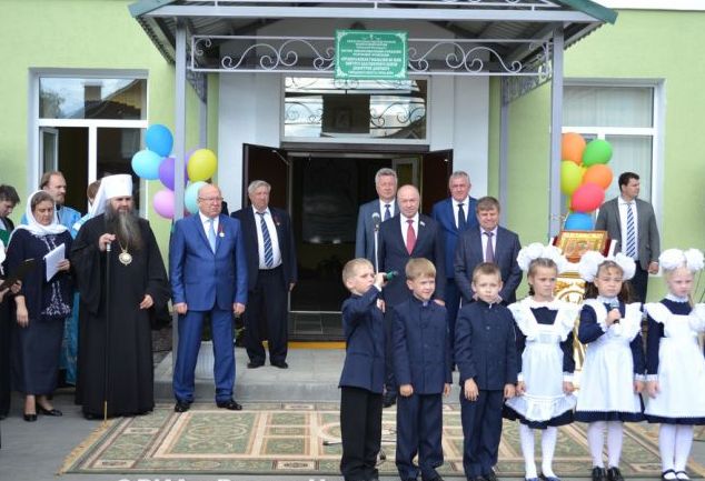 Новое здание православной гимназии имени Дмитрия Донского торжественно открыли на Бору 1 сентября
