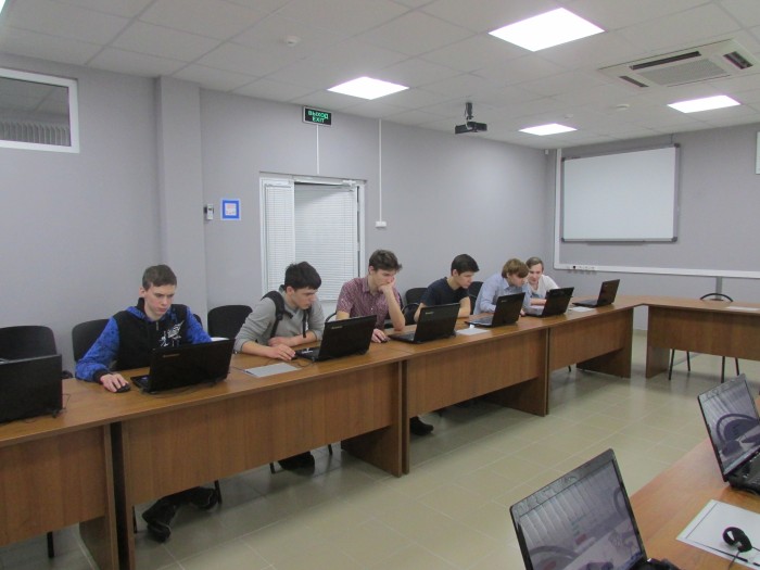 В Борском бизнес-инкубаторе состоялось мероприятие по профориентации «Найди свою дорогу!»