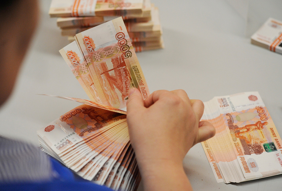 Более 1 млн рублей выделят Каликинскому сельскому ДК Борского района на приобретение техники и новой «одежды» для сцены
