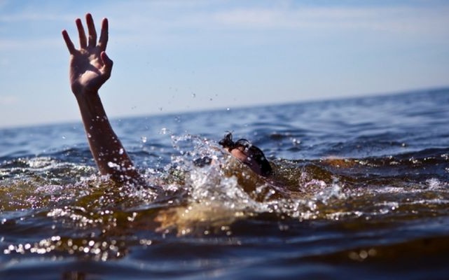 Тело 40-летнего мужчины выловили из Волги на Бору