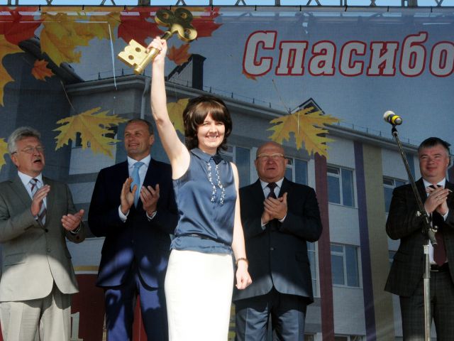 Новое здание средней школы № 1 открылось в городе Бор 1 сентября 2017 года