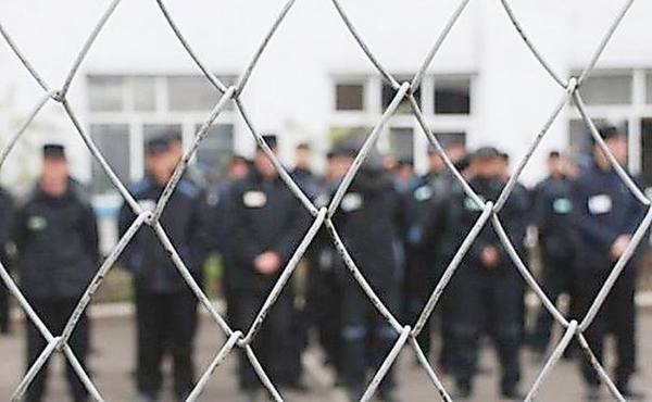 Заключенные ИК-11 в городе Бор провели посвященный ЧМ-2018 конкурс стенгазет