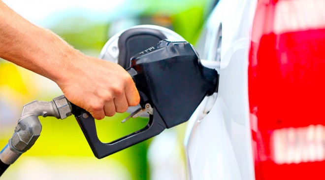 Резкий рост цен на топливо в России остановлен — Новак