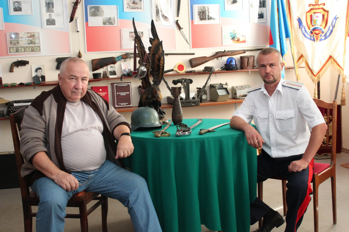 Председатель Общественного совета при ОВД  встретился с представителем Борского казачества