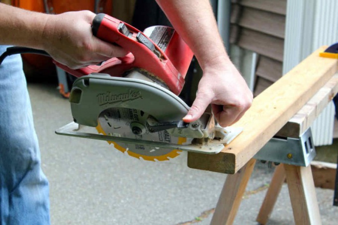 На Бору полицейские задержали подозреваемого  в краже из строящегося дома