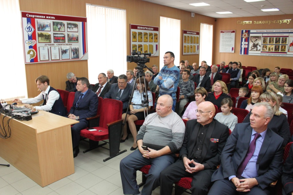 Три столетия подразделений МВД России отпраздновали на Бору