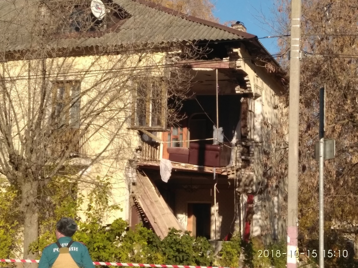 Работы по укреплению фундамента в доме №10 по улице Махалова практически завершены