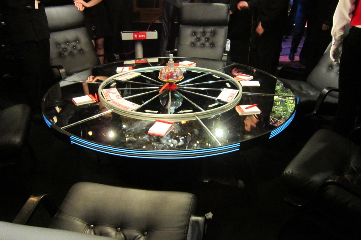 Житель Бора выиграл 50 тысяч рублей в «Что? Где? Когда?»