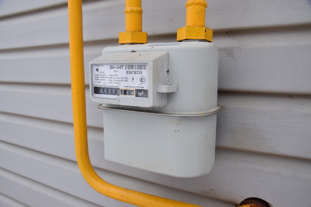 Тарифы на подключение к электрическим и газовым сетям в 2019 году снизятся на 7%