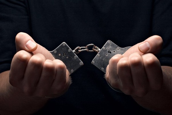 К лишению свободы в колонии особого режима привело жителя г. Бор стремление приобрести алкогольные напитки за счет своей сестры