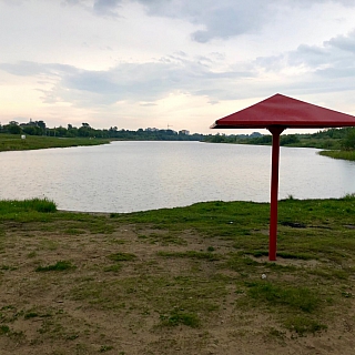 На благоустройство пляжной зоны Юрасовского озера планируют потратить 32 миллиона рублей. Работы начнутся уже в этом году 1