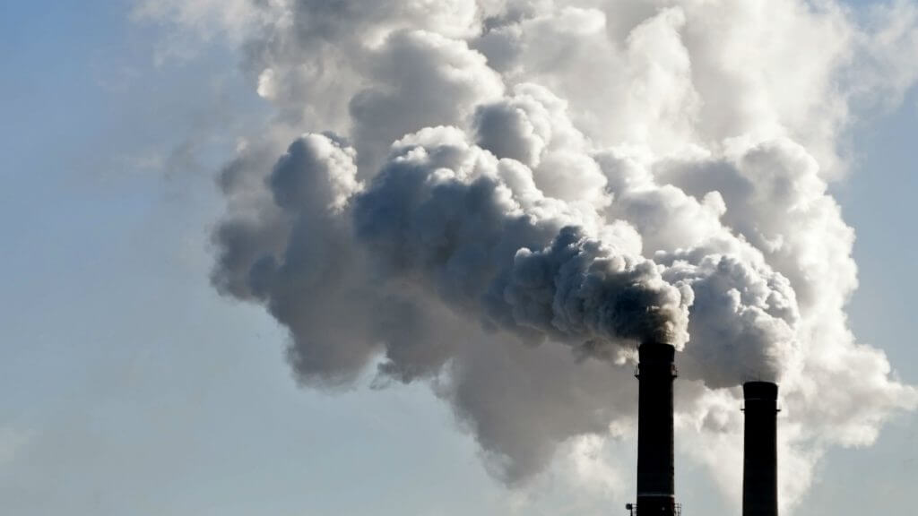 Стало известно, где в Нижегородской области на жителей приходится больше всего опасных выбросов в атмосферу