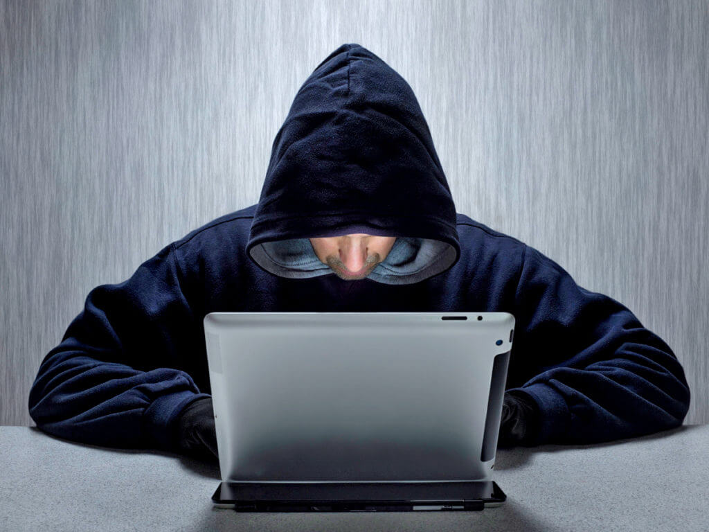 Биткоин-махинаторы атакуют борчан