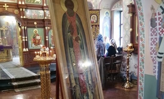 На Бору встретили образ преподобного Сергия Радонежского с частицей святых мощей
