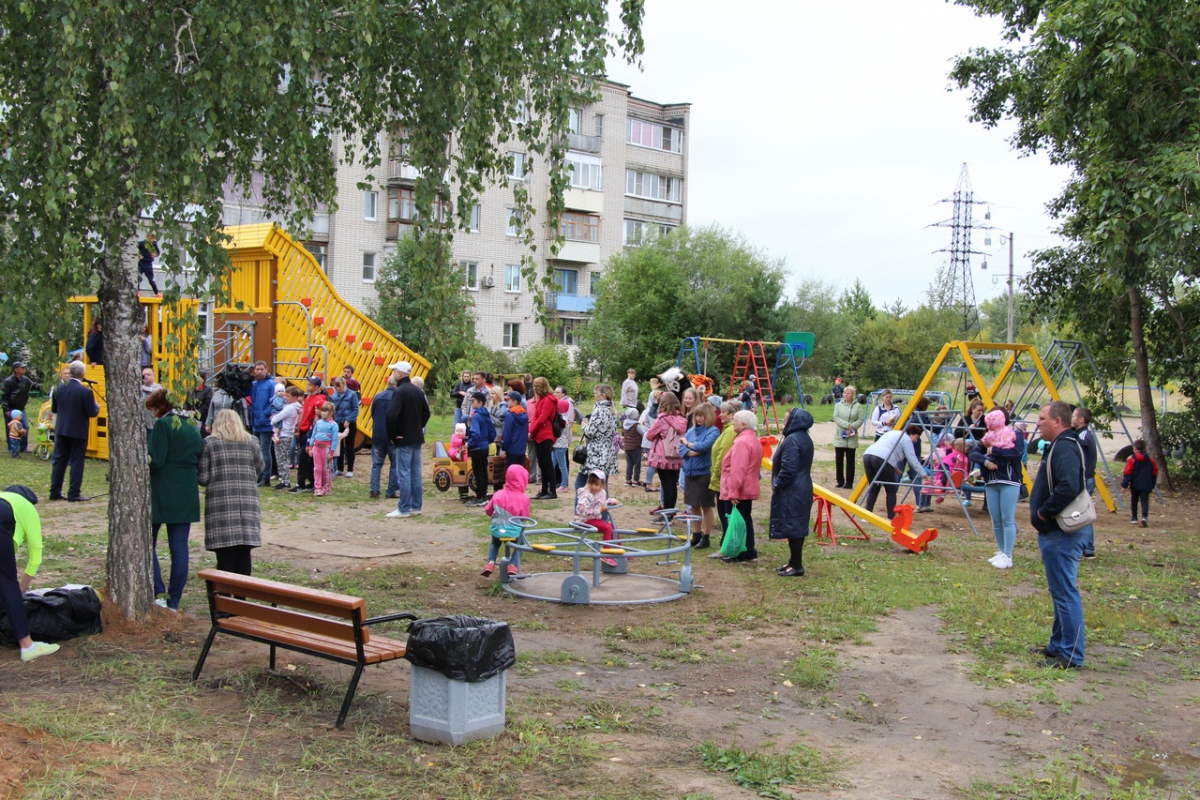 Погода бор нижегородской на 10 дней. Посёлок большое Пикино Бор Нижегородской. Большое Пикино Нижегородская область Борский район. Сады город Бор поселок большое Пикино. День города Бор Нижегородской области.