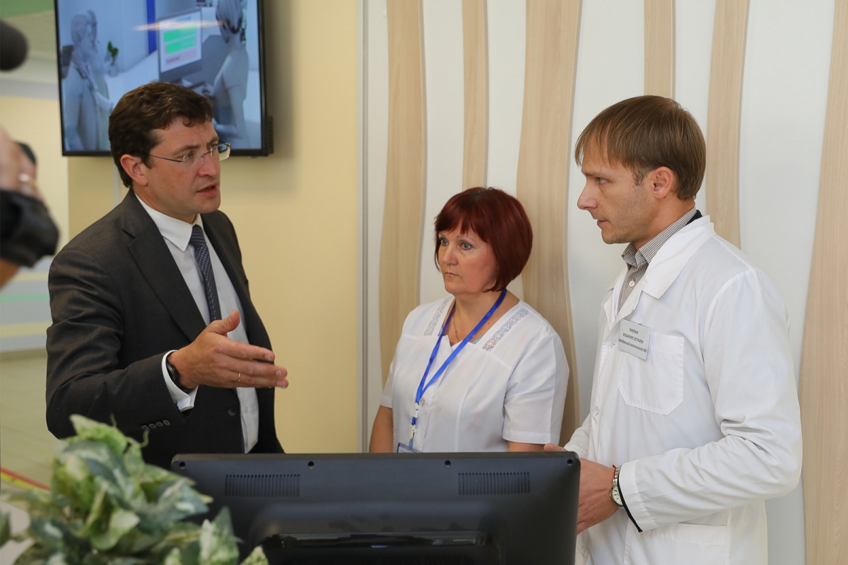 Курс на повышение доступности медуслуг и работу call центра - губернатор проверил работу Борской ЦРБ