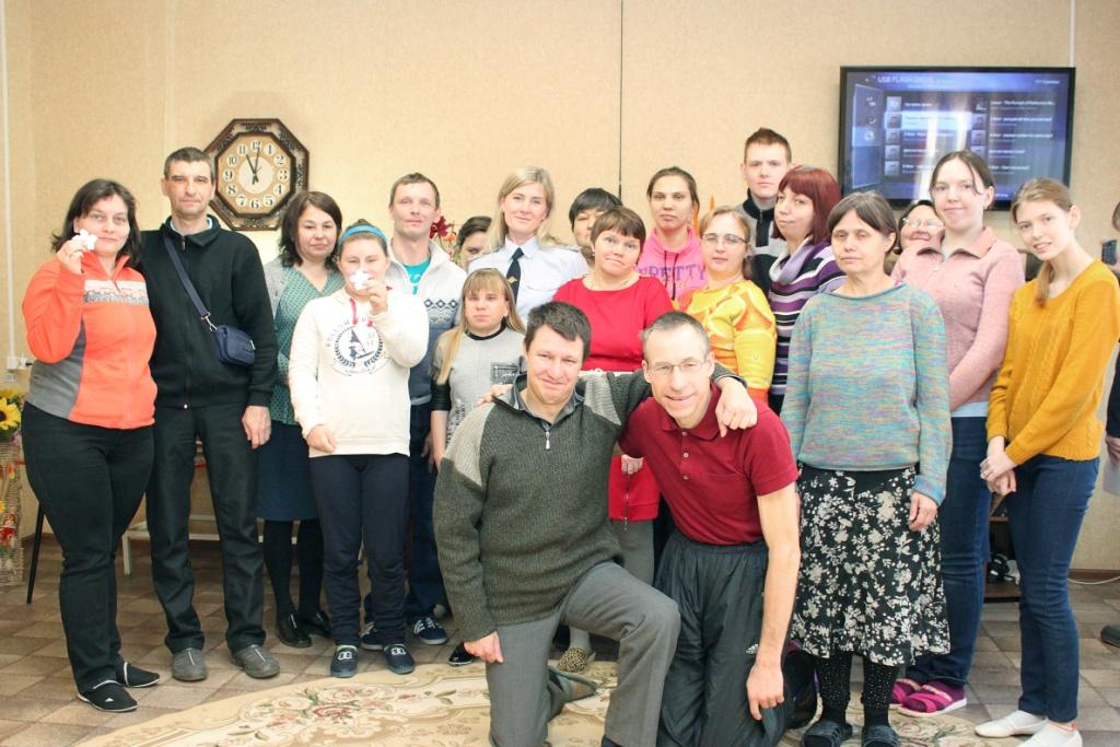 Полицейские и общественники приняли участие  в открытии декады инвалидов на Бору