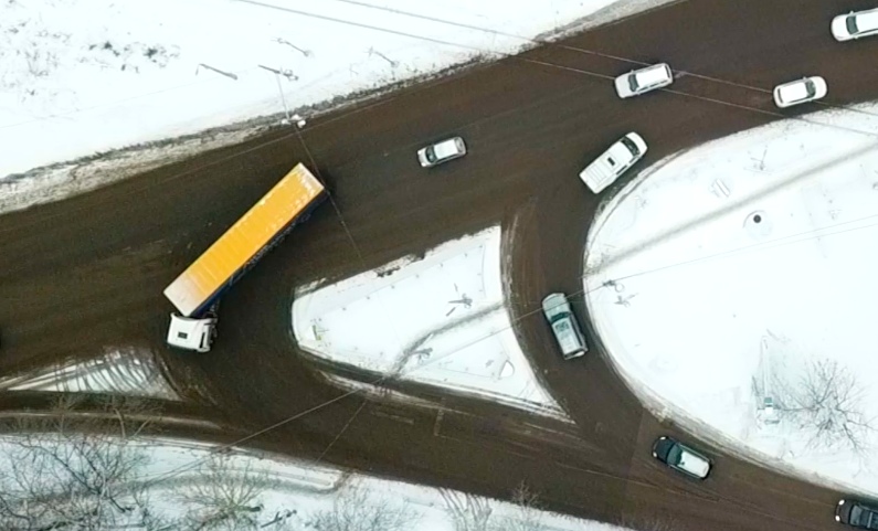 Видео дня: Теплоходская развязка в разгар рабочего дня, через полтора месяца после модернизации.