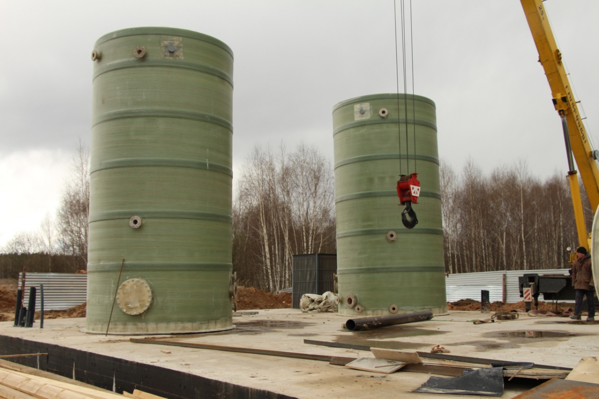 Вблизи д. Красная Слобода начался монтаж оборудования для новых очистных сооружений
