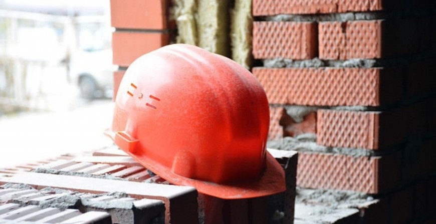 Смерть по неосторожности: перед судом на Бору предстанет строительный подрядчик