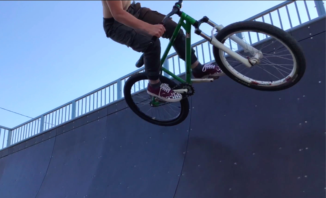 ТВОЙ БОР ТВ: BMX на Бору