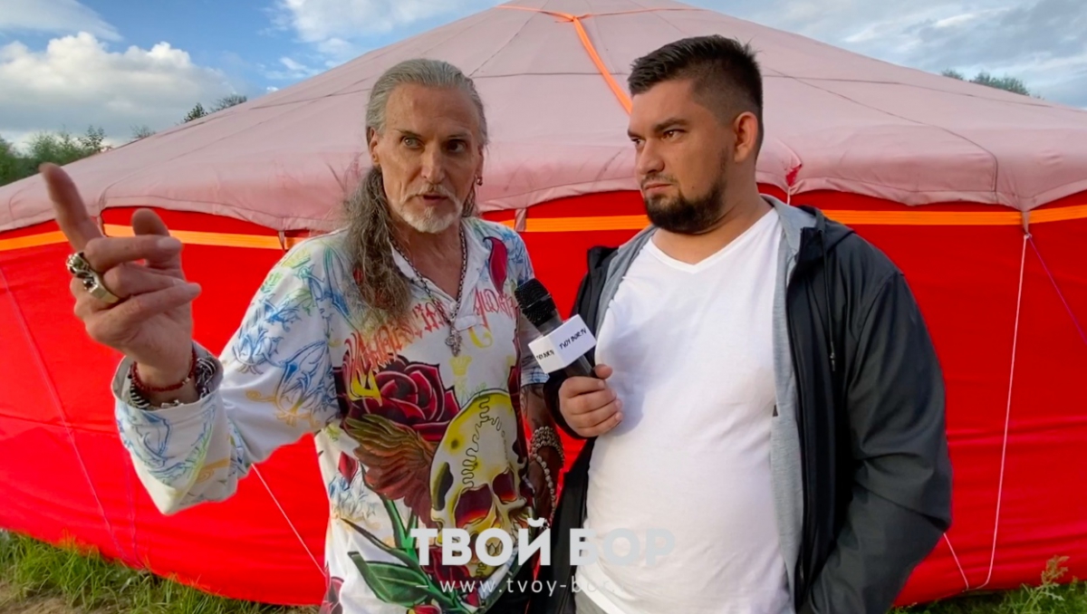 ТВОЙ БОР ТВ: Джигурда прокатился на канатке без маски