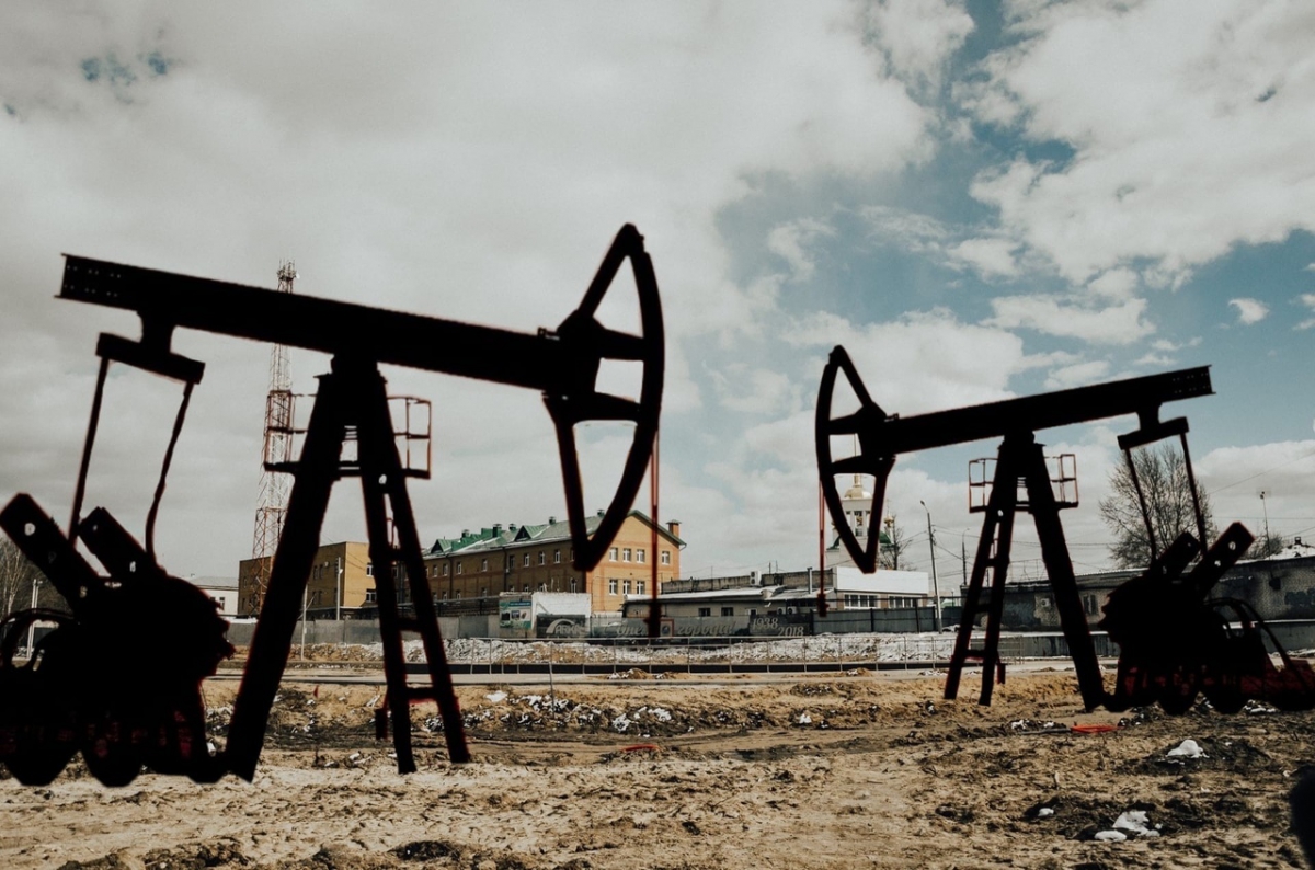 Если на Бору найдут нефть - жить лучше не станем