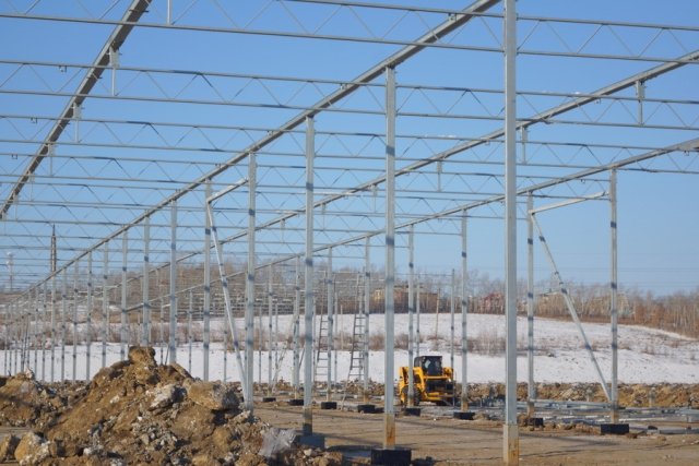 Стало известно, при каких обстоятельствах погиб мужчина на «тепличной стройке»