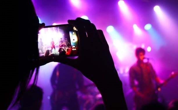 Концерты в барах и кафе могут запретить до конца года