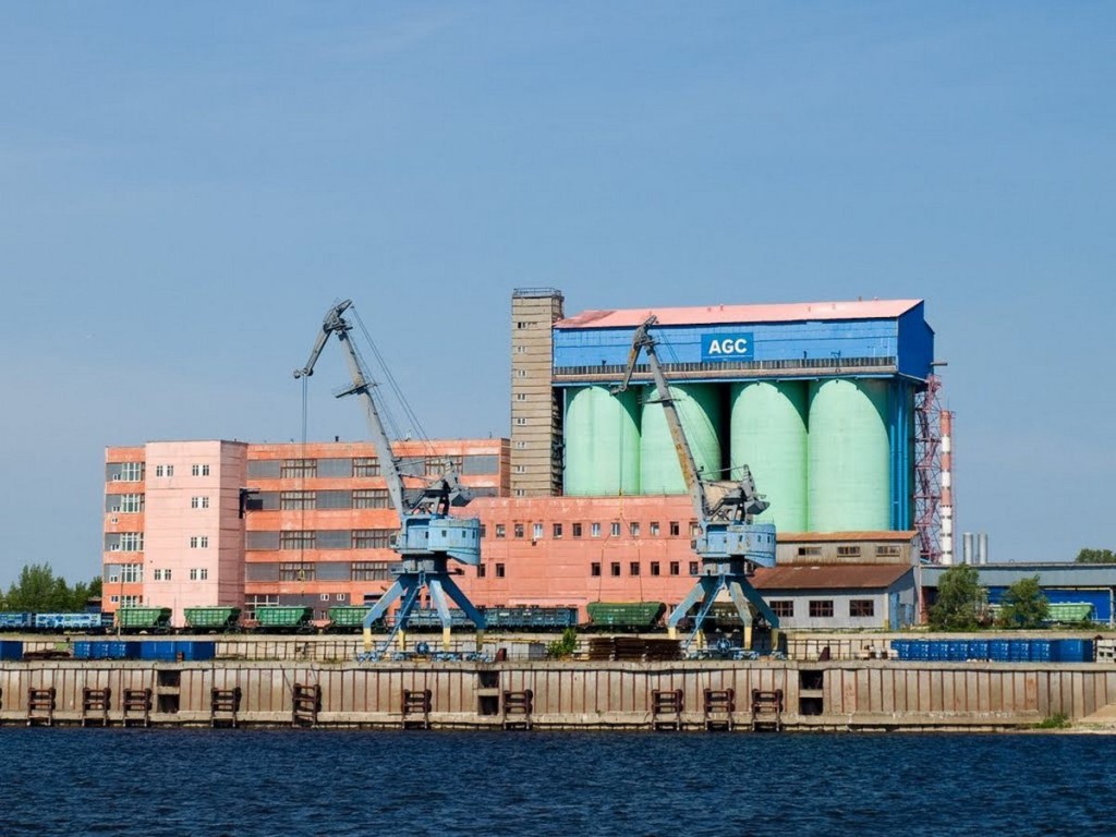 "Эй Джи Си БСЗ" инвестировал 2,5 млрд рублей в модернизацию печи для сырьевого стекла