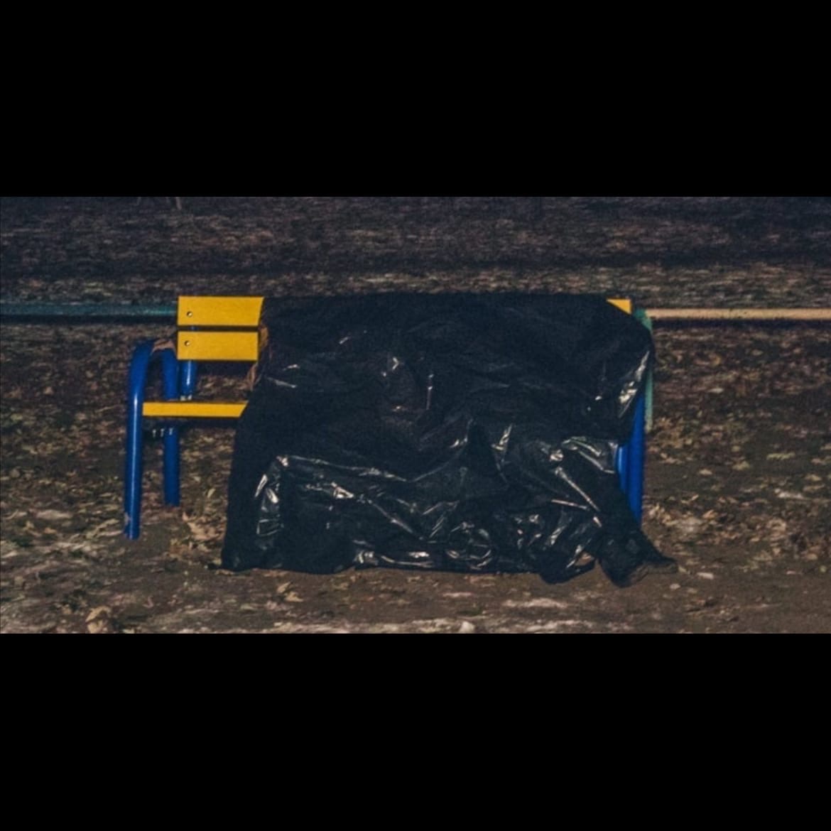 Труп мужчины обнаружен около детского сада на Стекольном