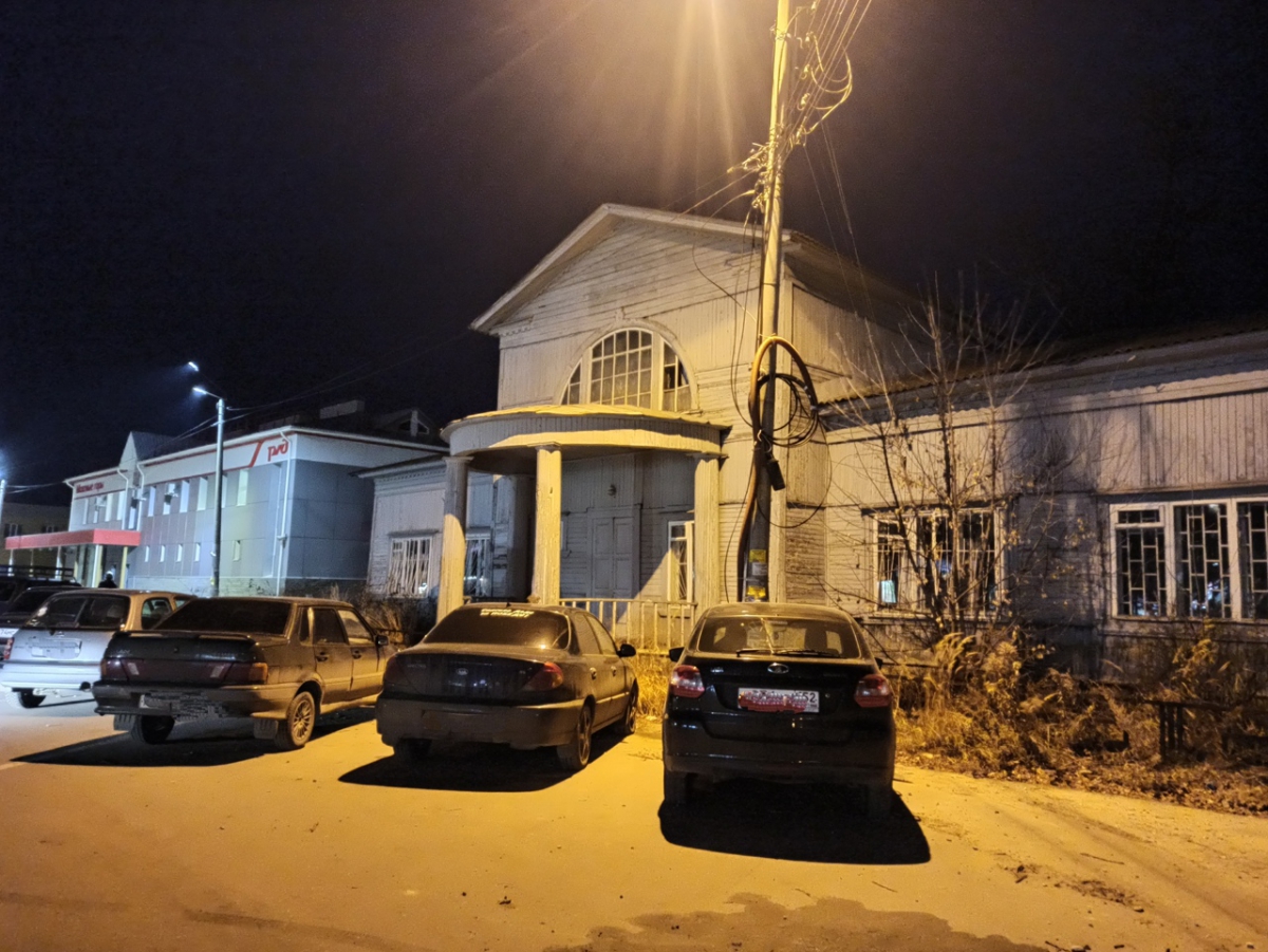 Раритетное здание в городе Бор продается за 31 миллион рублей