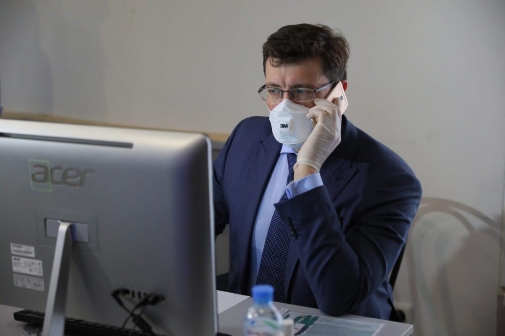 Бор еще походит в масках