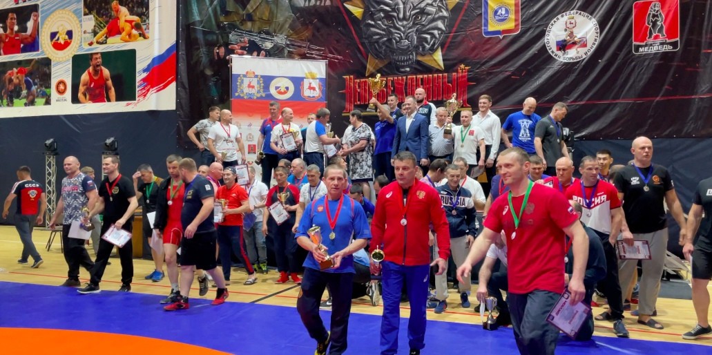 На Бору прошёл турнир «Открытый кубок России» по греко-римской борьбе