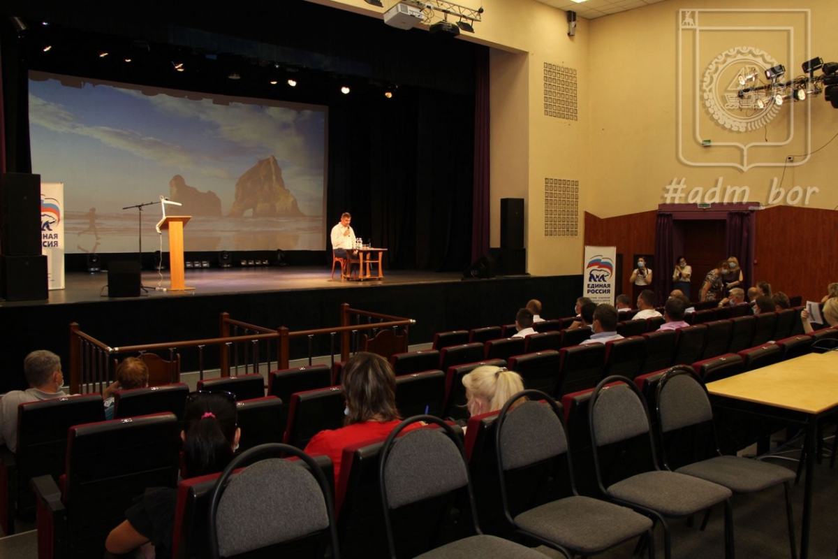 Депутаты от Борского округа отчитались о проделанной работе