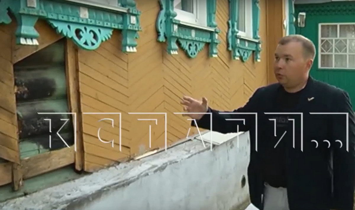 Сожжение неугодных - дом общественника в городе Бор облили бензином и подожгли