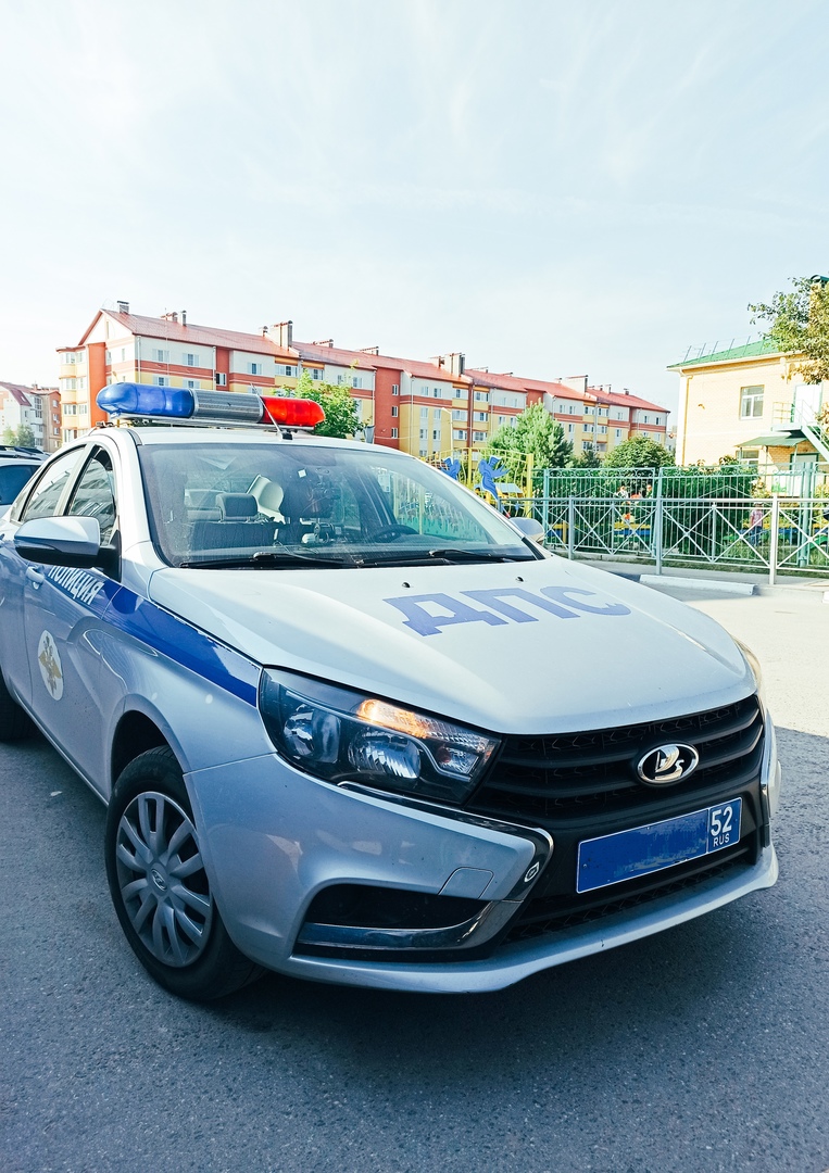 В Неклюдово под колесами автомобиля пострадал мужчина