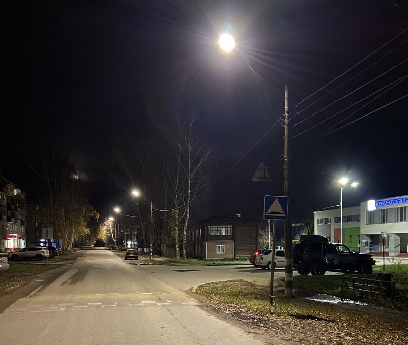 Первыми, кто увидел новое светодиодное освещение, стали жители п. Неклюдово