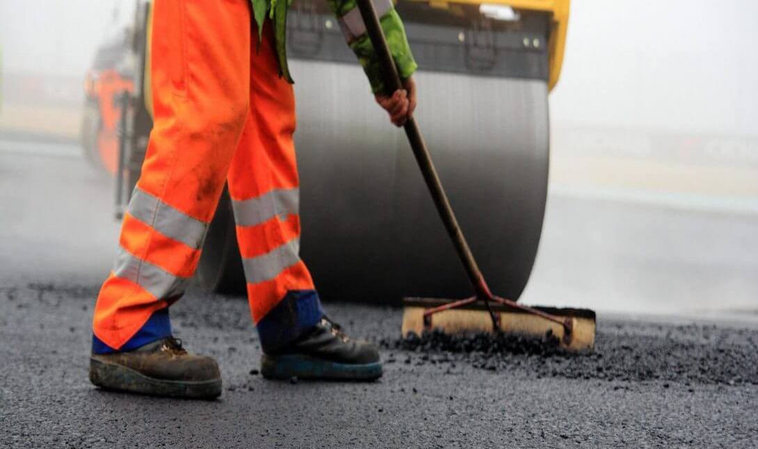 Борская администрация предлагает на сэкономленные средства провести ремонт трех участков дорог на Бору