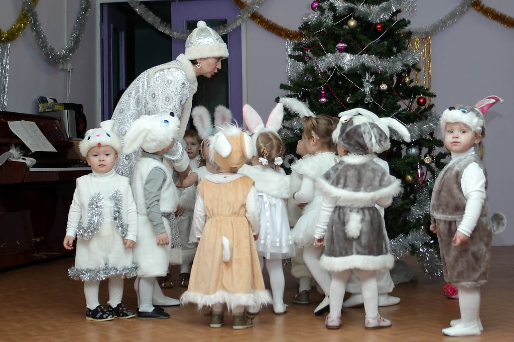 В борские детсады на новогодний утренник пустят только одного родителя и только с QR-кодом