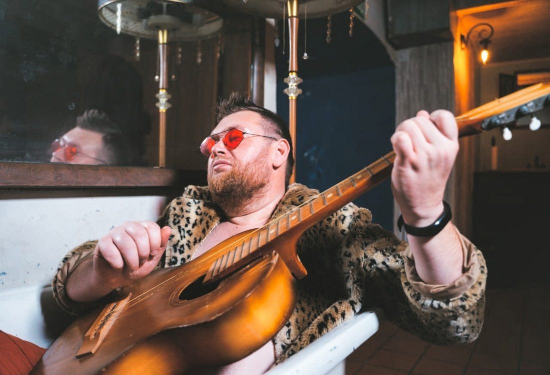 Снежно-лопатный хит от Графа Кузнецова