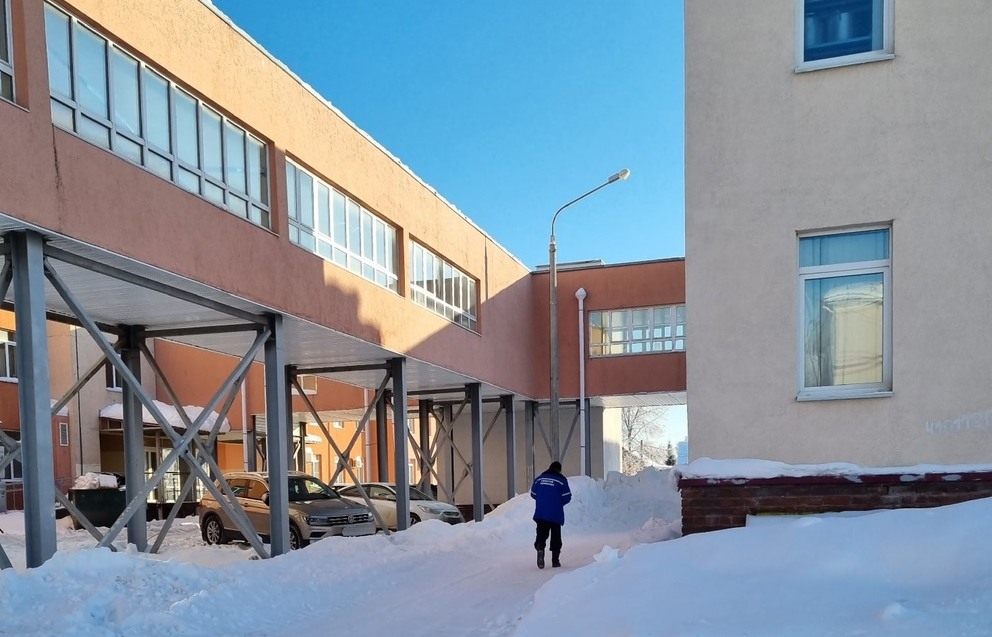 Очень странные дела с короной на Бору