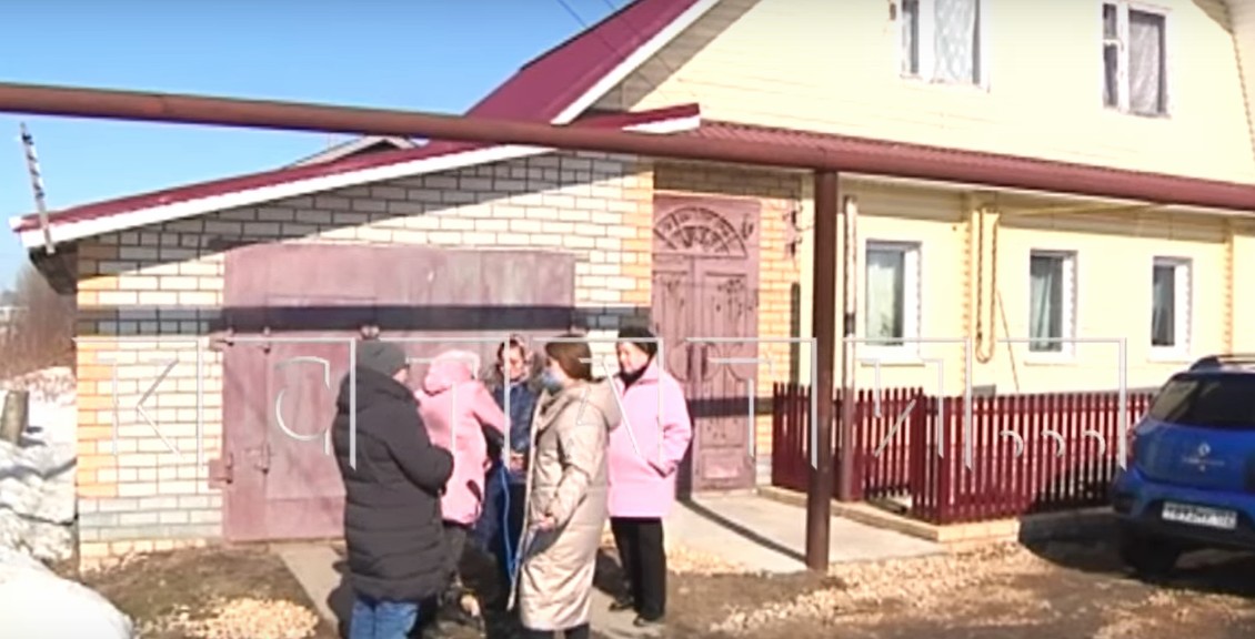 С шумом, как от реактивного самолета, спят жители нескольких борских деревень