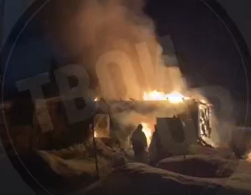 Страшный пожар в Октябрьском