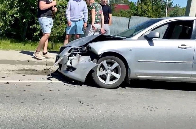 Шесть человек погибло в авариях на Бору